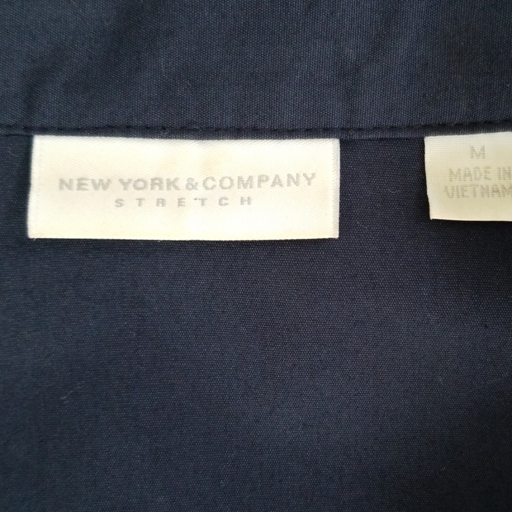 New York & Co Stretch Navy Short Sleeve Top Size M - Picture 2 of 4